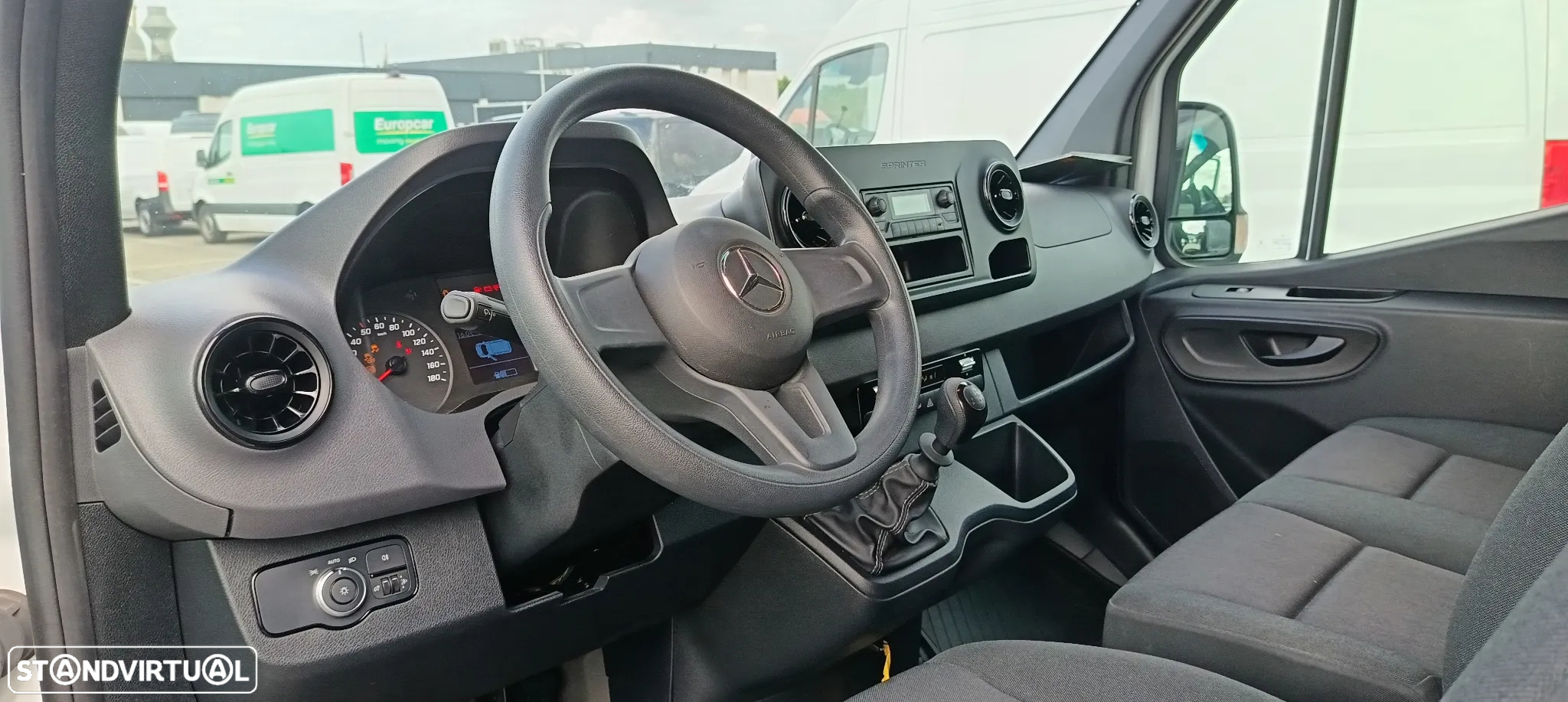 Mercedes-Benz Sprinter 317 CDI Furgão - 17