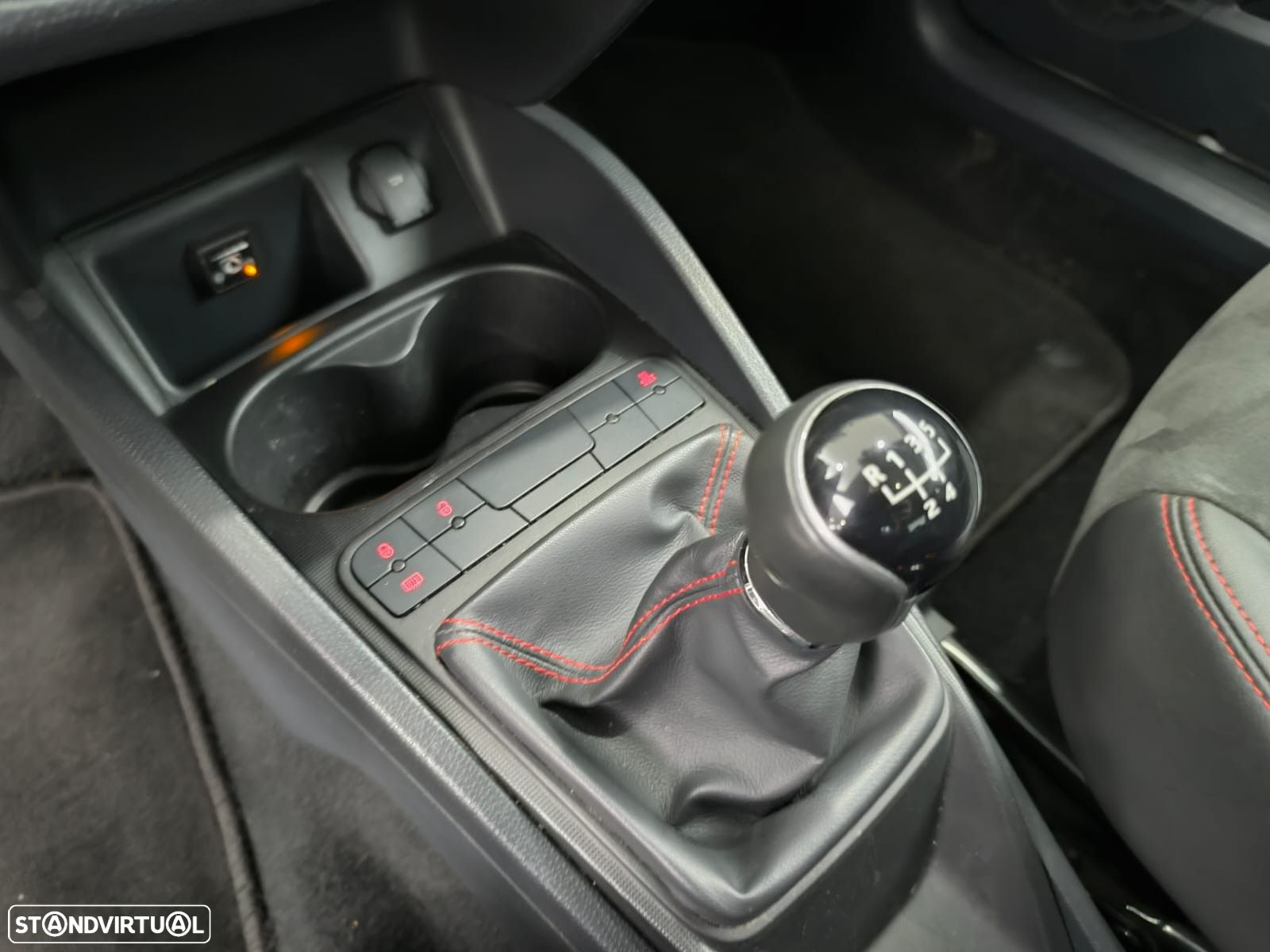 SEAT Ibiza SC 1.2 TSi FR - 36