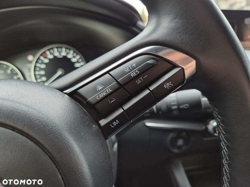 Mazda 3 2.0 mHEV Exclusive Line - 18