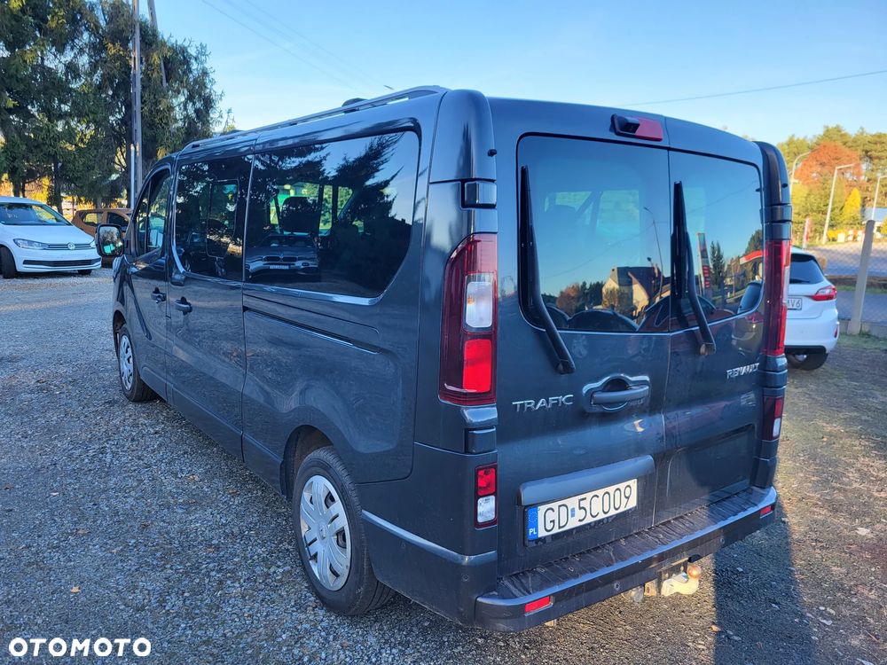 Renault Trafic SpaceClass 2.0 dCi - 4