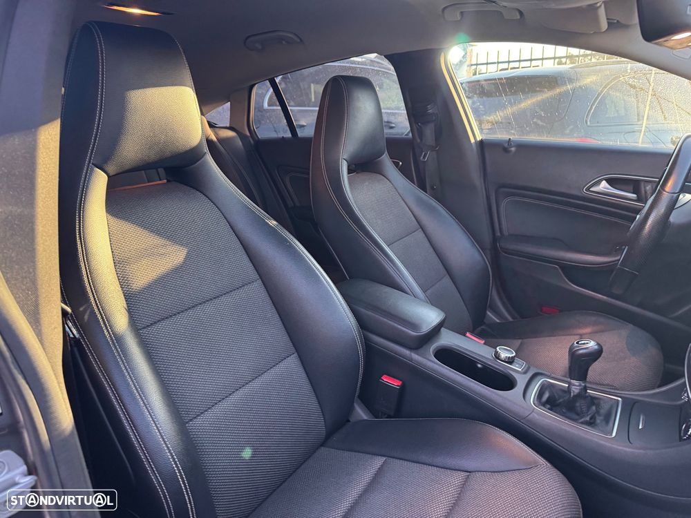 Mercedes-Benz CLA 180 d Shooting Brake Urban - 26
