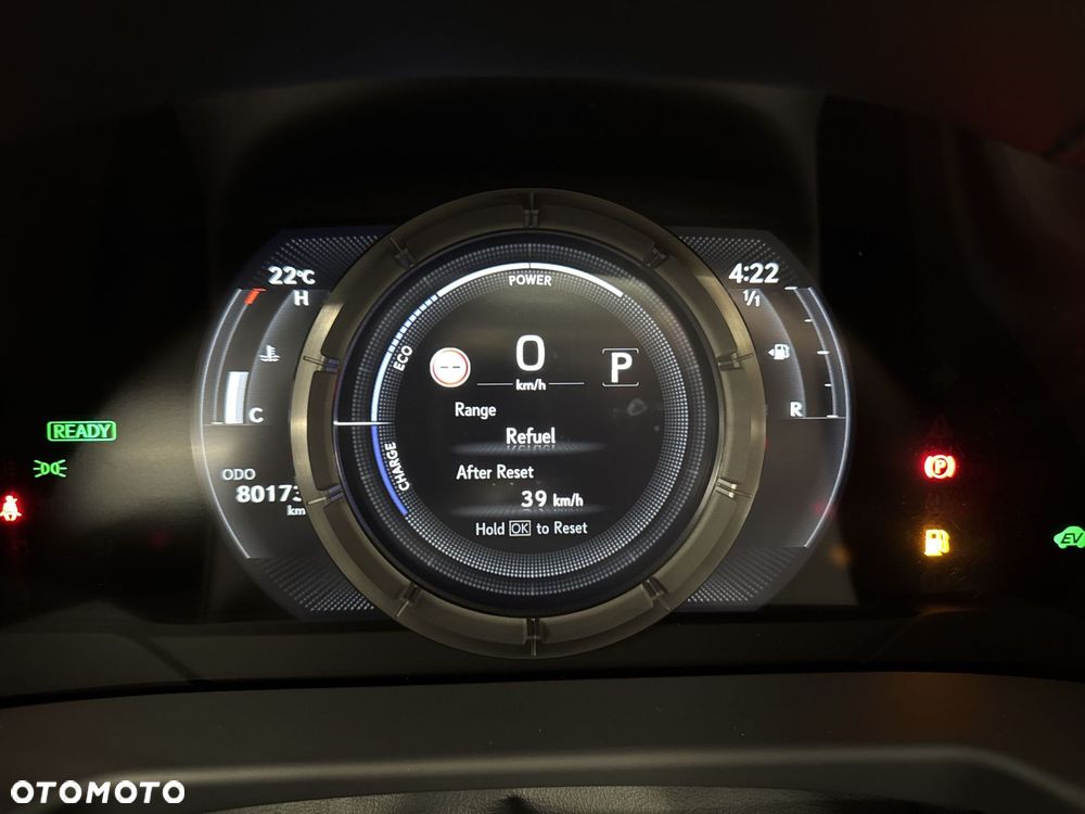 Lexus ES 300h F Sport Edition - 17