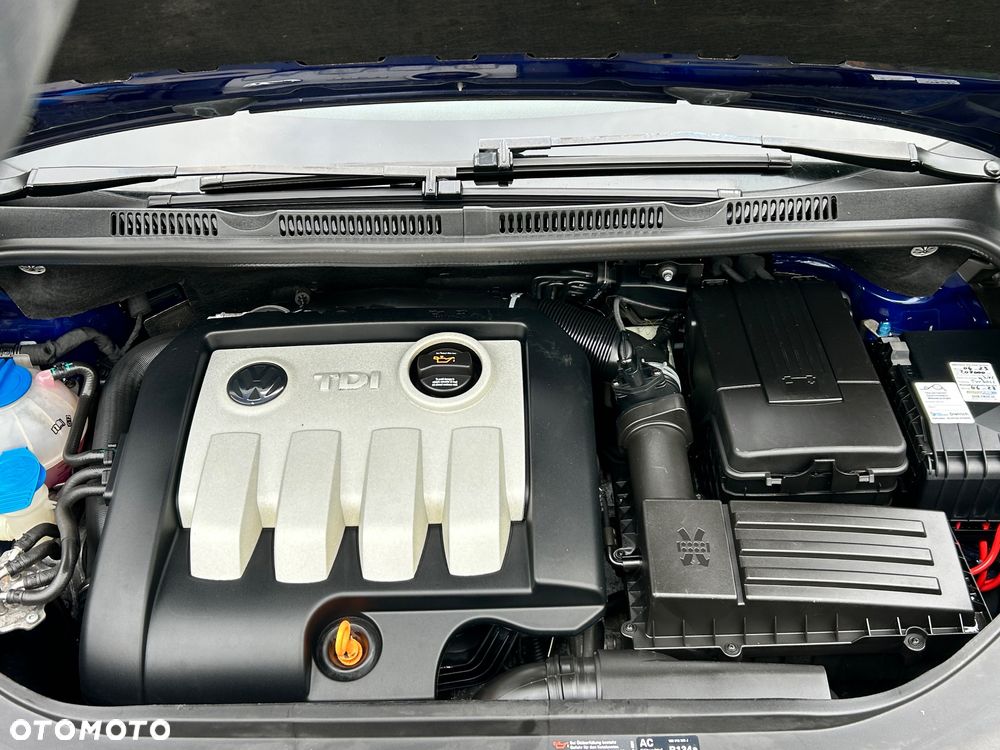 Volkswagen Golf Plus 1.9 TDI Comfortline DSG - 31