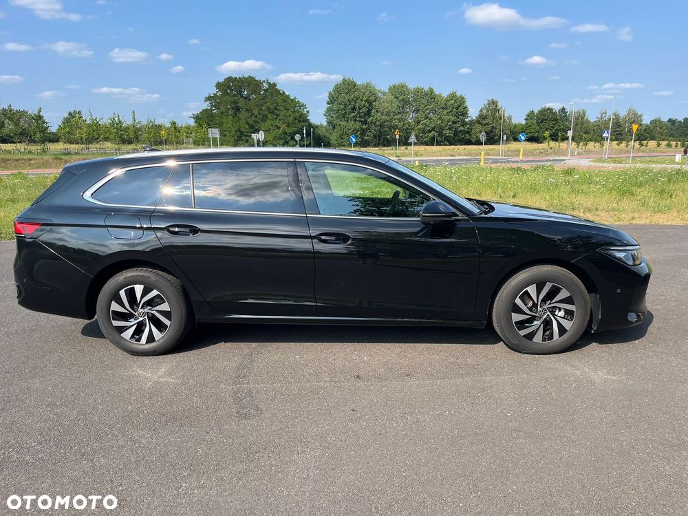 Volkswagen Passat 2.0 TDI SCR DSG Business - 3