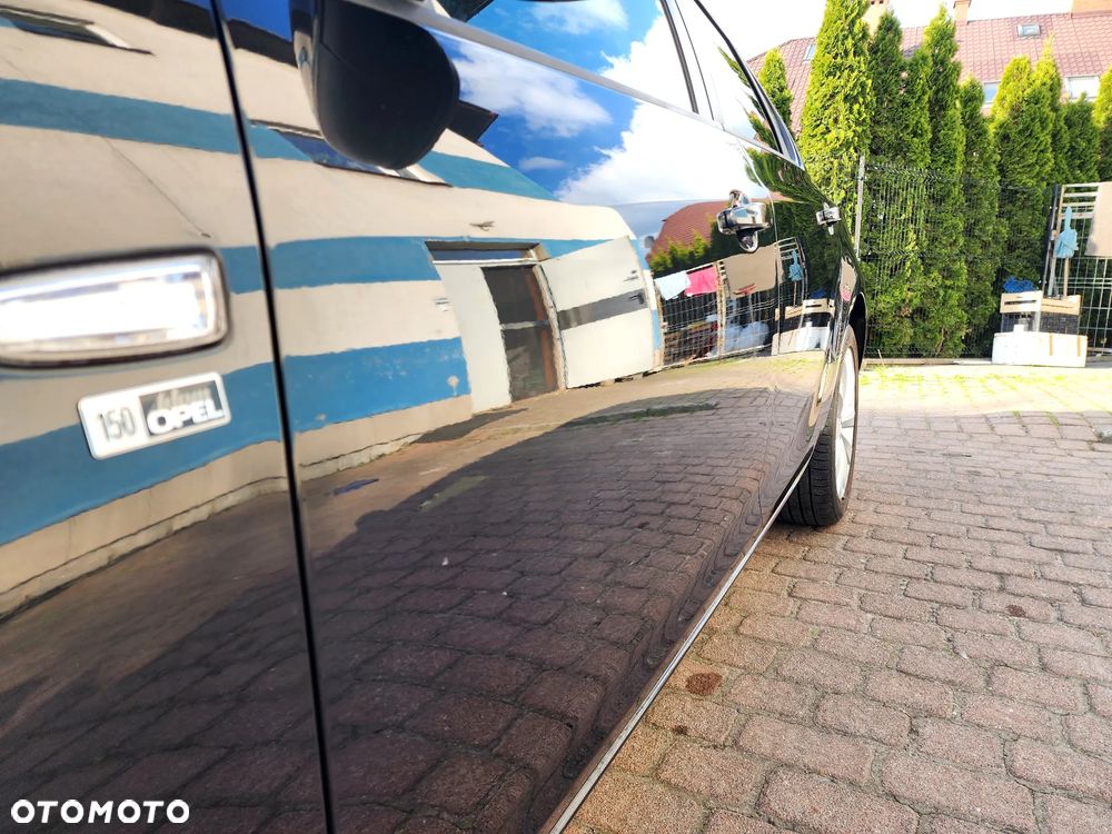 Opel Astra 1.4 Turbo 150 Jahre - 11