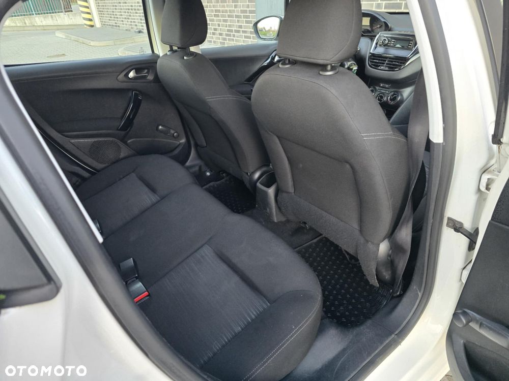 Peugeot 208 68 VTI Active - 22