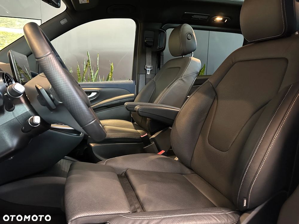 Mercedes-Benz EQV - 10