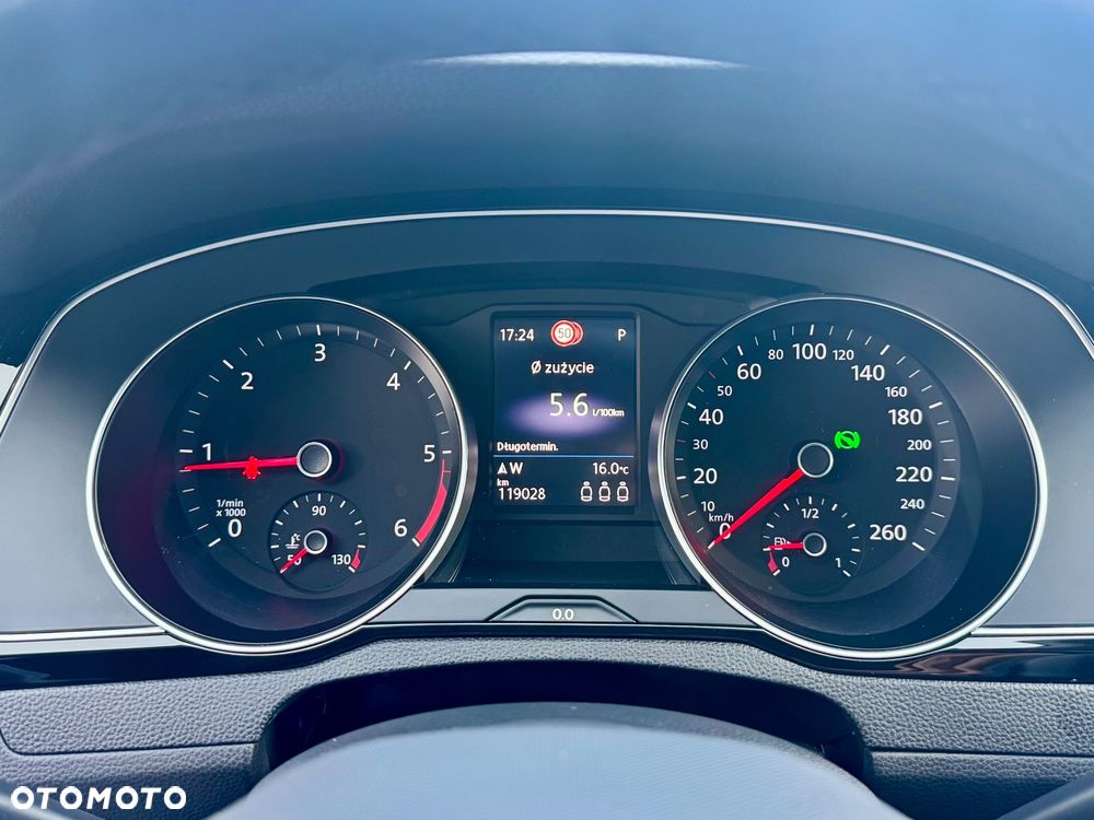 Volkswagen Passat 2.0 TDI SCR Highline DSG - 18