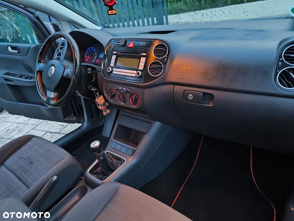 Volkswagen Golf Plus 1.6 Goal - 33