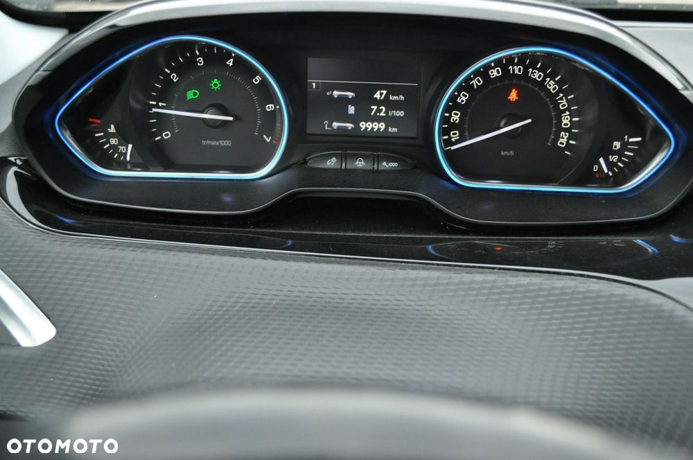 Peugeot 2008 120 VTI Allure - 19