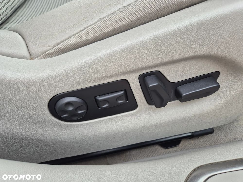 Citroën C5 HDi 140 FAP Exclusive - 20