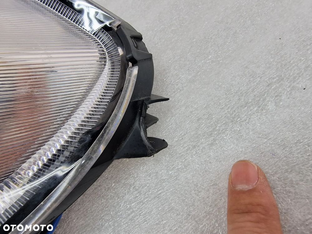 HYUNDAI GRAND SANTA FE III 12- PRAWY HALOGEN LED / DRL , SPRAWNY LED , NR 92202-B8 / 92202-B8100 , NR AUKCJI H264 - 6