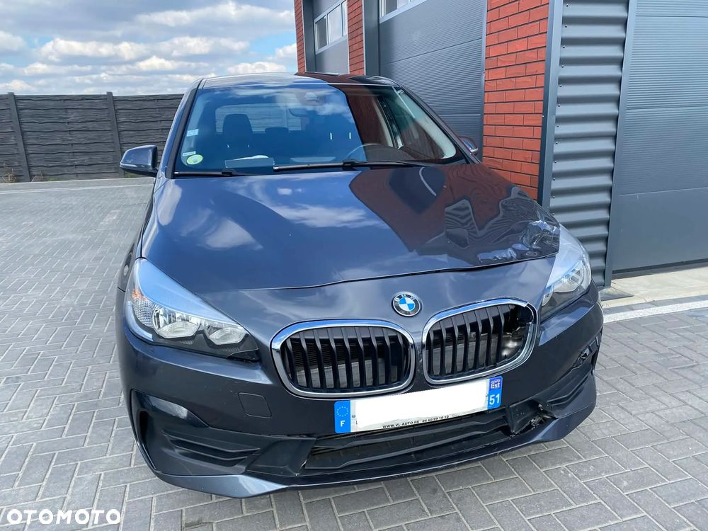 BMW Seria 2 216d - 24