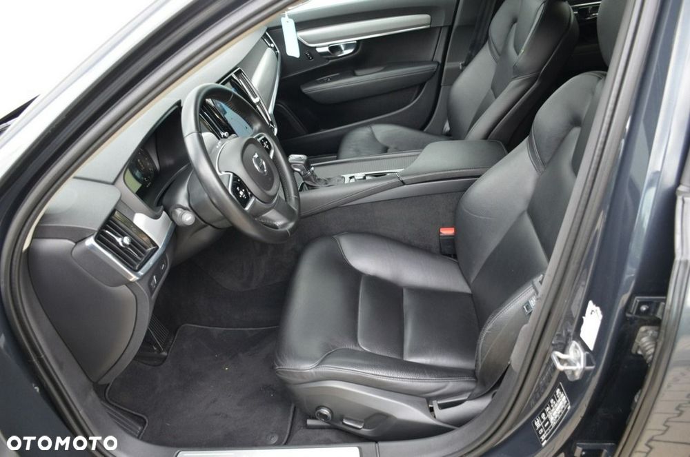 Volvo V90 - 21