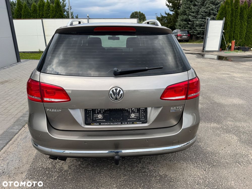 Volkswagen Passat 2.0 Blue TDI DSG SCR Comfortline - 4