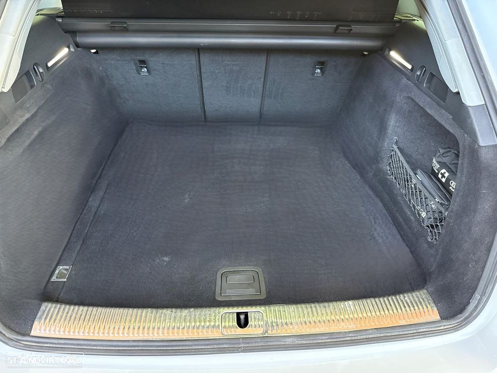 Audi A4 Avant 35 TDI Sport S tronic - 19