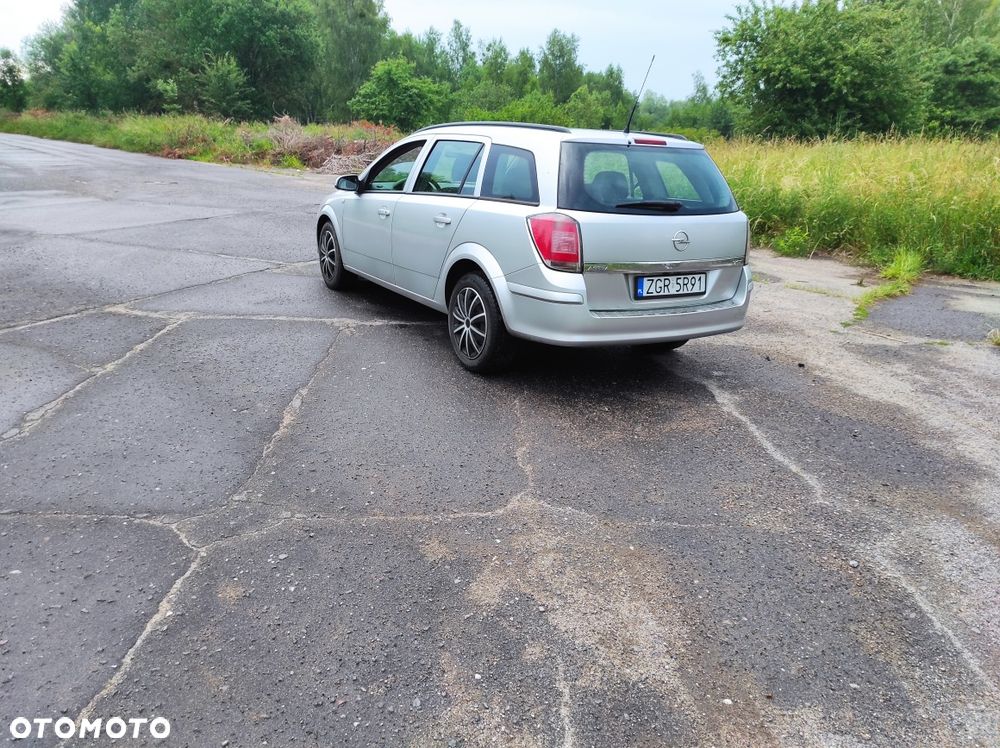 Opel Astra - 4