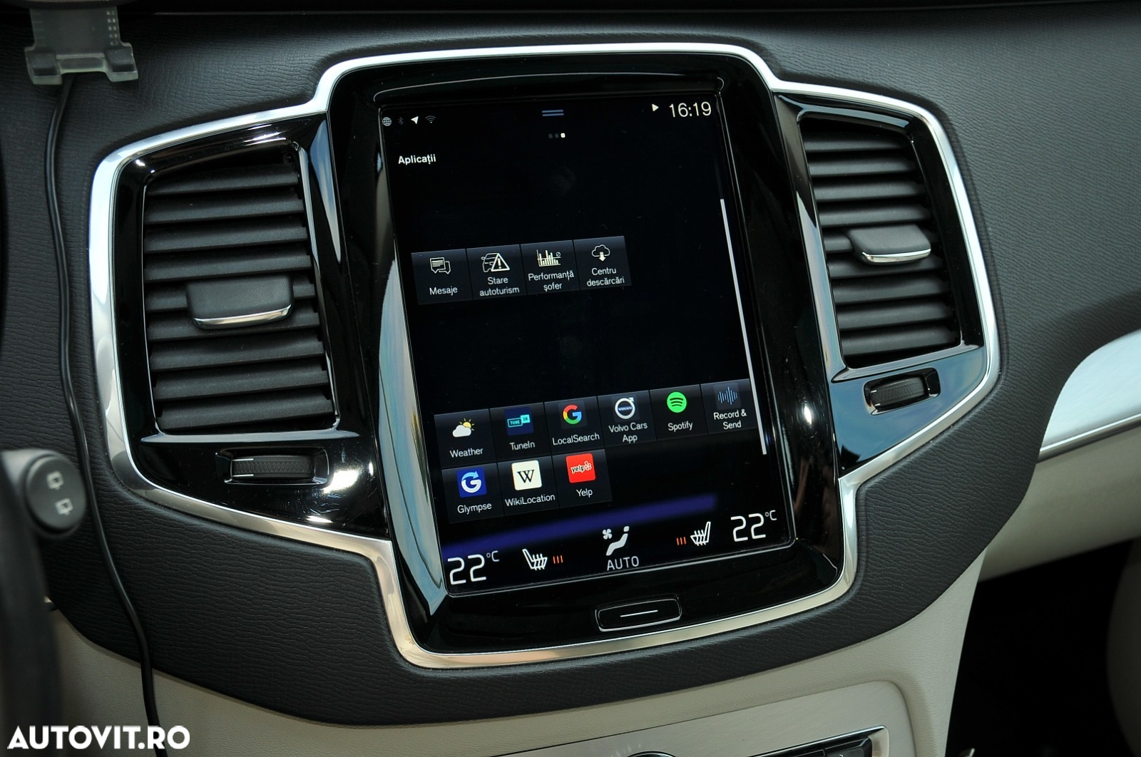 Volvo XC 90 - 22