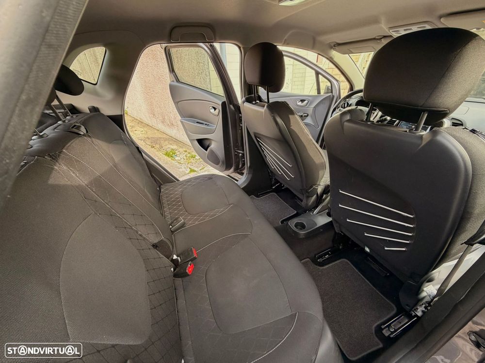 Renault Captur 0.9 TCE Exclusive - 12