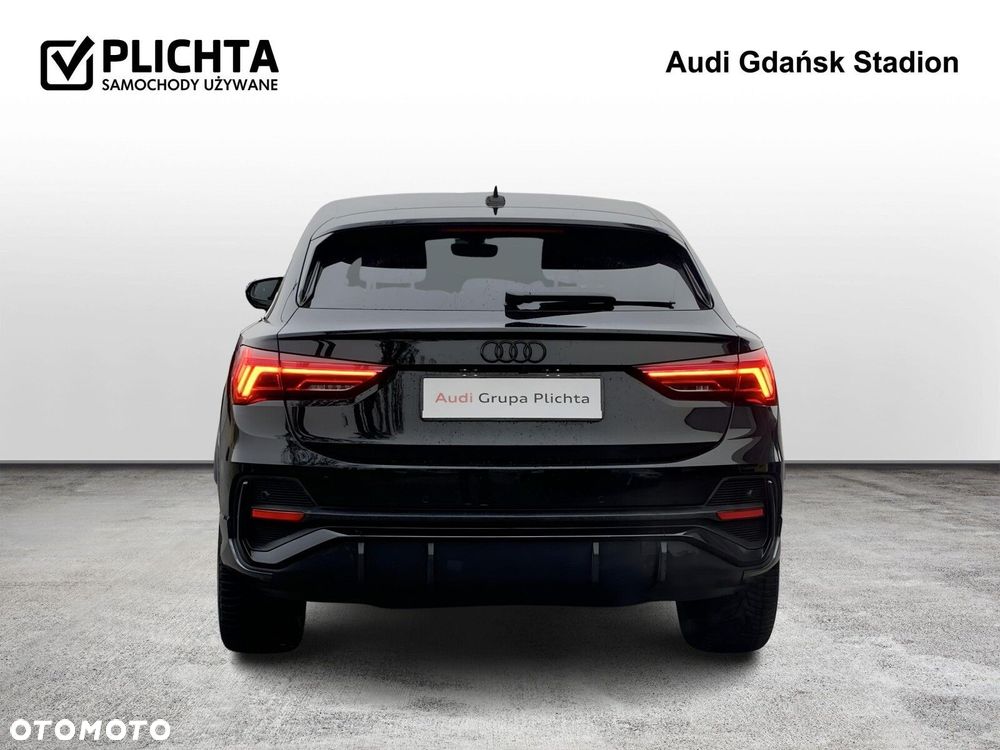 Audi Q3 Sportback - 4