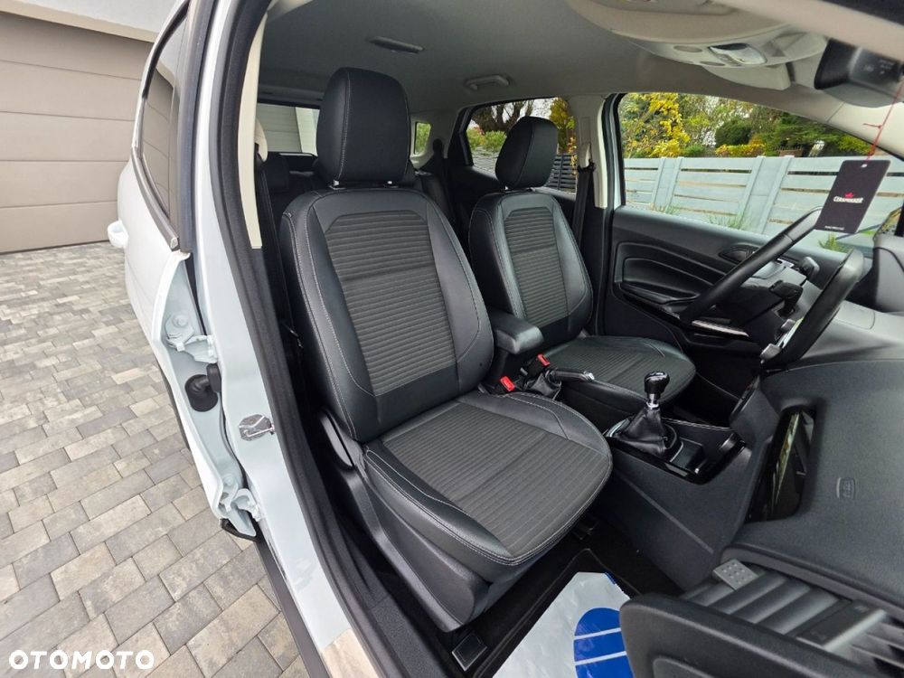 Ford EcoSport - 27