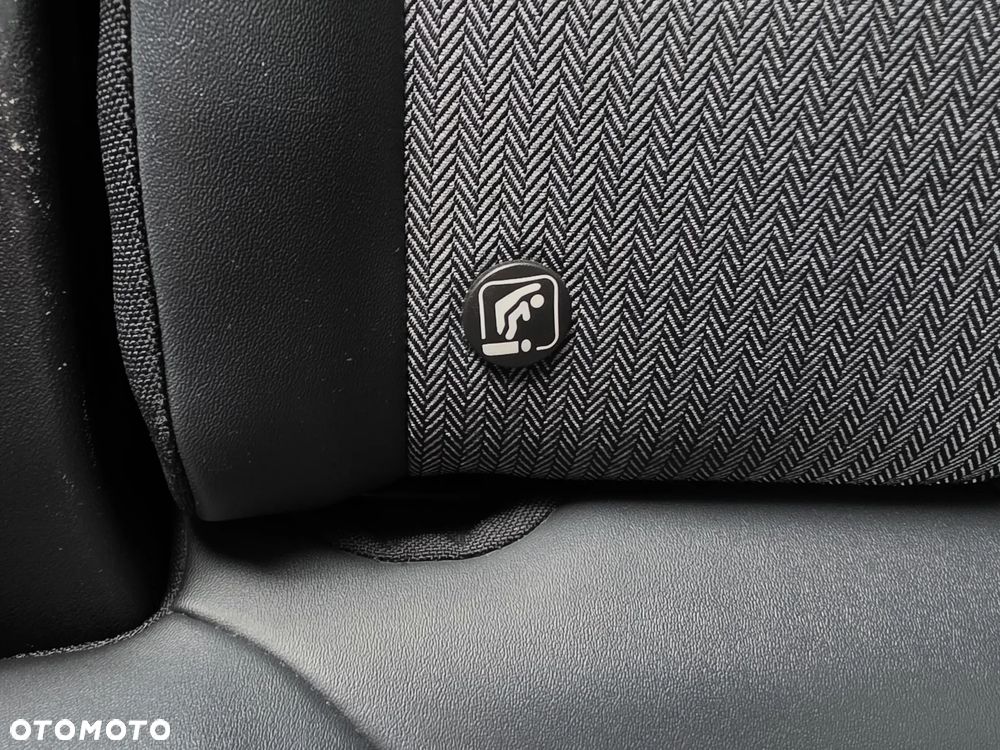 Peugeot 3008 225 e-EAT8 Allure Pack - 24