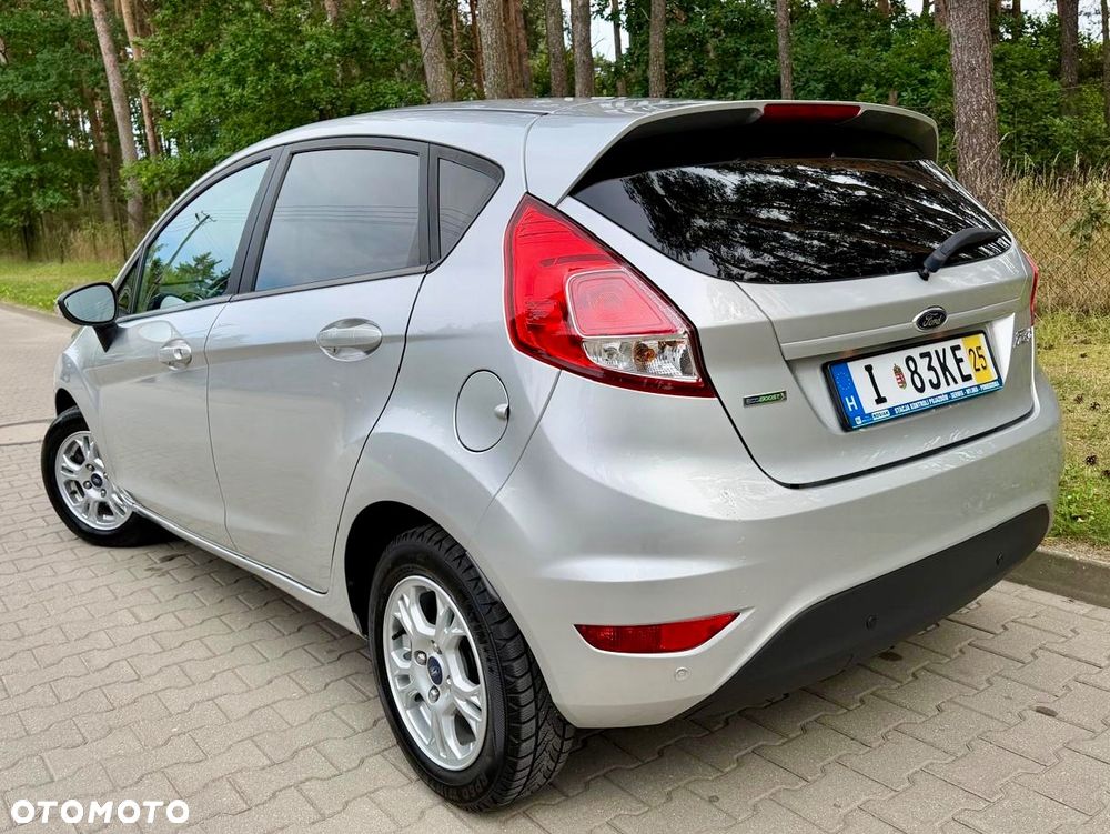 Ford Fiesta 1.0 EcoBoost Champions Edition - 4
