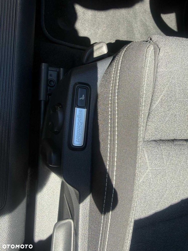 Volkswagen Passat Variant - 5