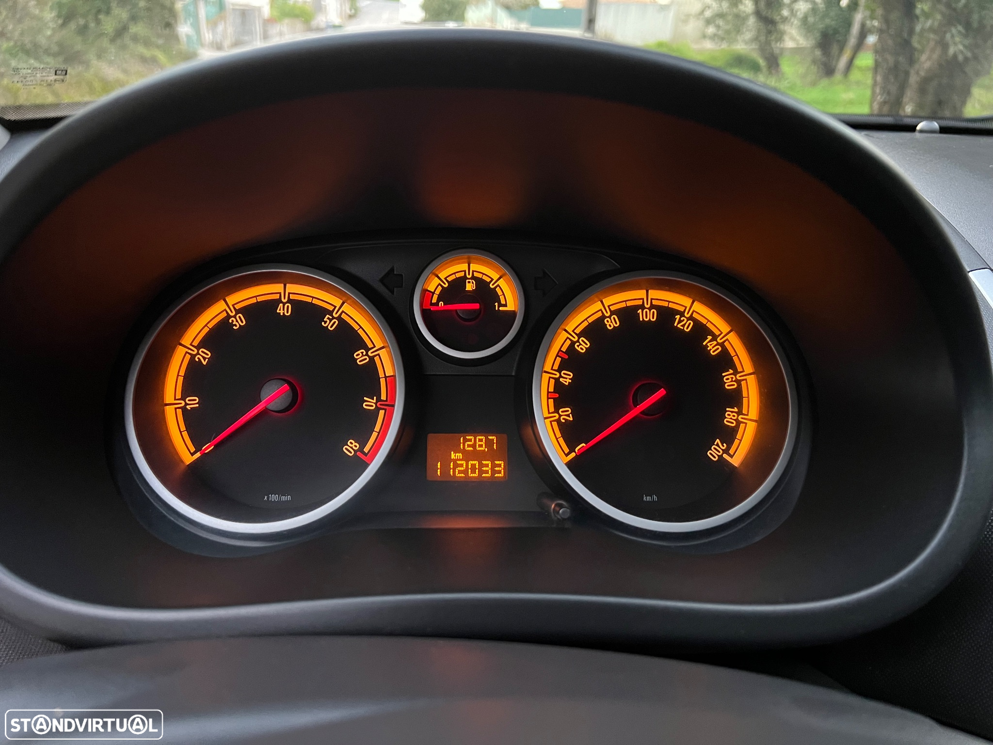 Opel Corsa 1.2 CMON - 12