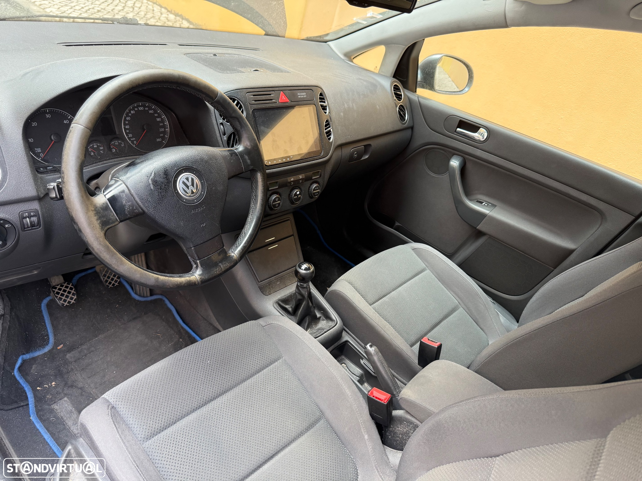 VW Golf Plus 1.9 TDi Confortline - 11