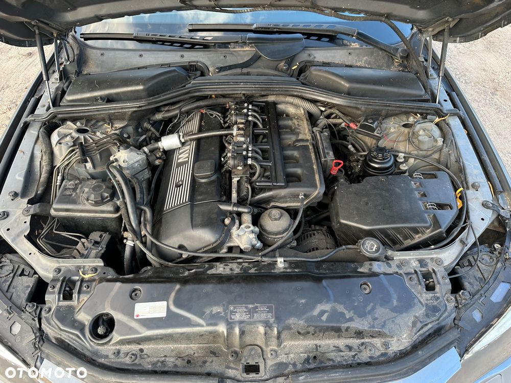 BMW Seria 5 525i - 21