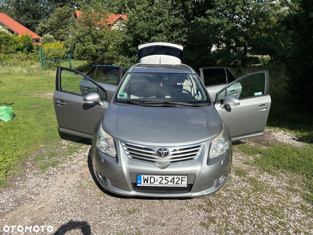 Toyota Avensis 2.0 D-4D Sol+NAVI - 15