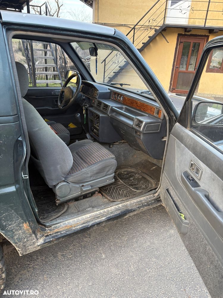 Daihatsu Feroza - 8