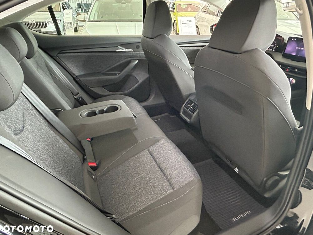 Skoda Superb 1.5 TSI mHEV Essence DSG - 11