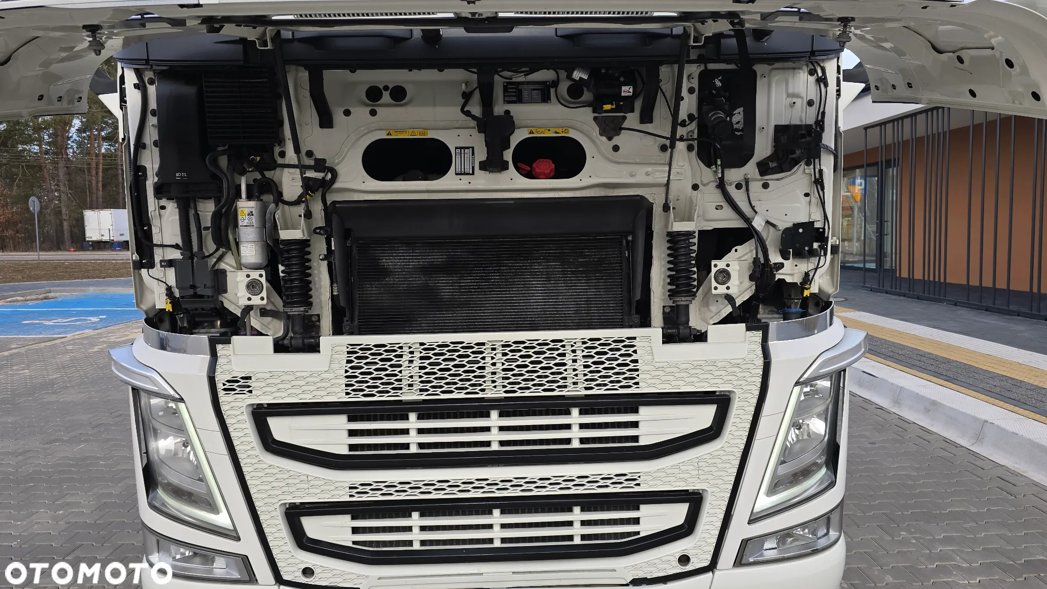 Volvo VOLVO FH 500 GLOBETROTTER XL❗️ / STANDARD / PO KONTRAKCIE / ACC / I-SHIFT / RADAR / I-PARK COOL / OSŁONY MIĘDZYOSIOWE / SALON POLSKA / AUTOMAT / EURO 6 / FULL SERWIS ASO / UNIKAT ❗️❗️ - 9