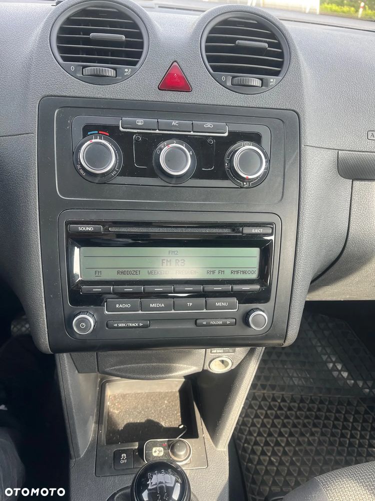 Volkswagen Caddy - 10