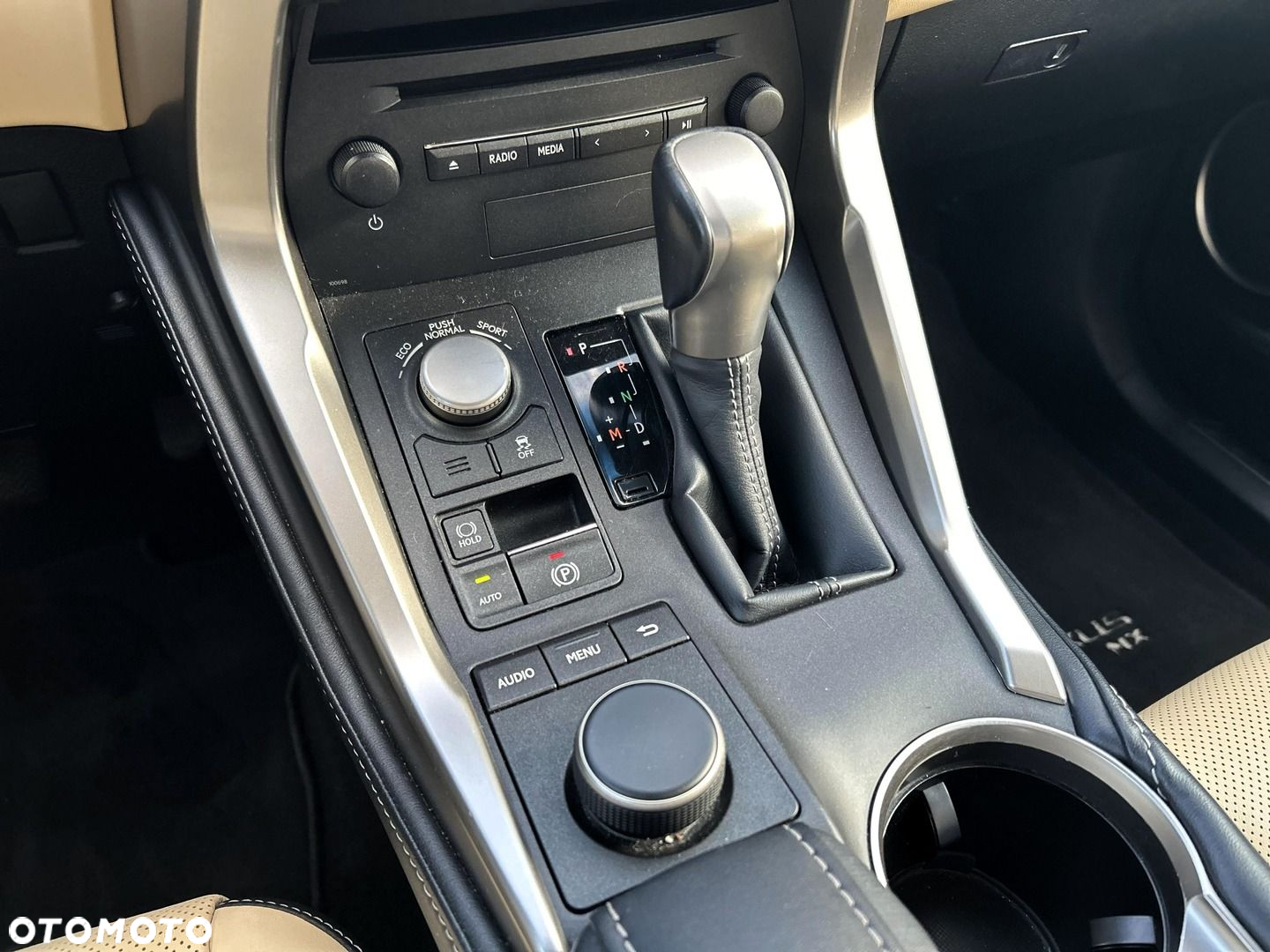 Lexus NX 200t Comfort AWD - 17