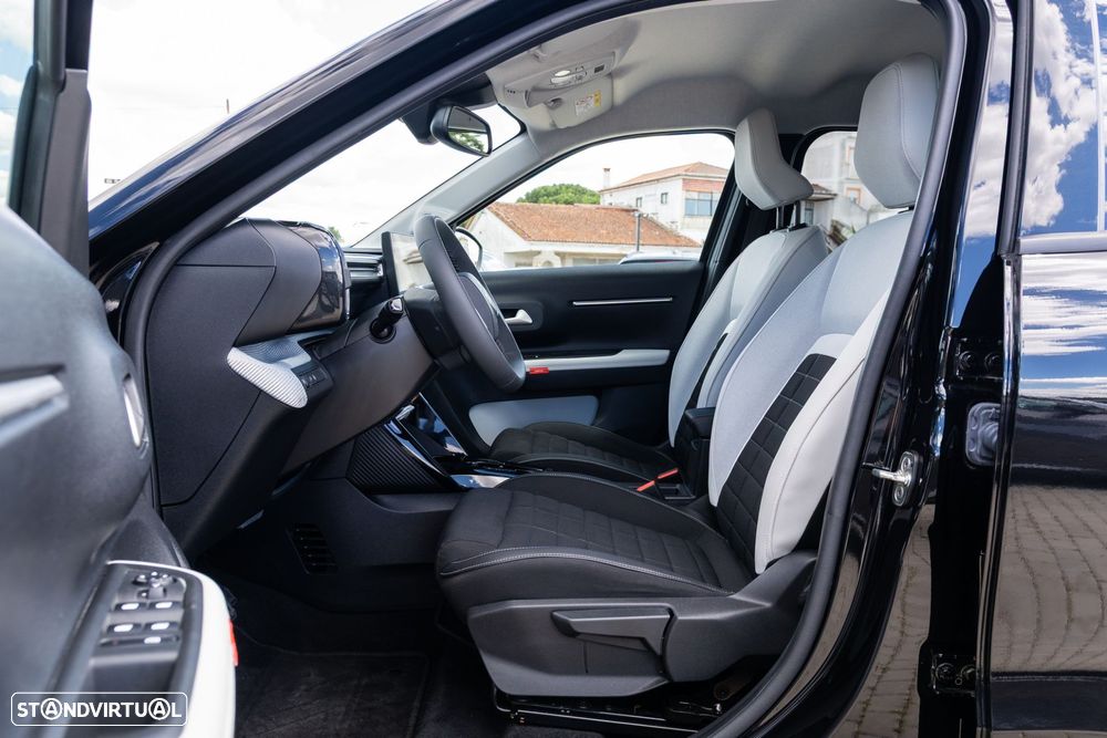 Citroën e-C3 44 kWh Autonomia Conforto Max - 11