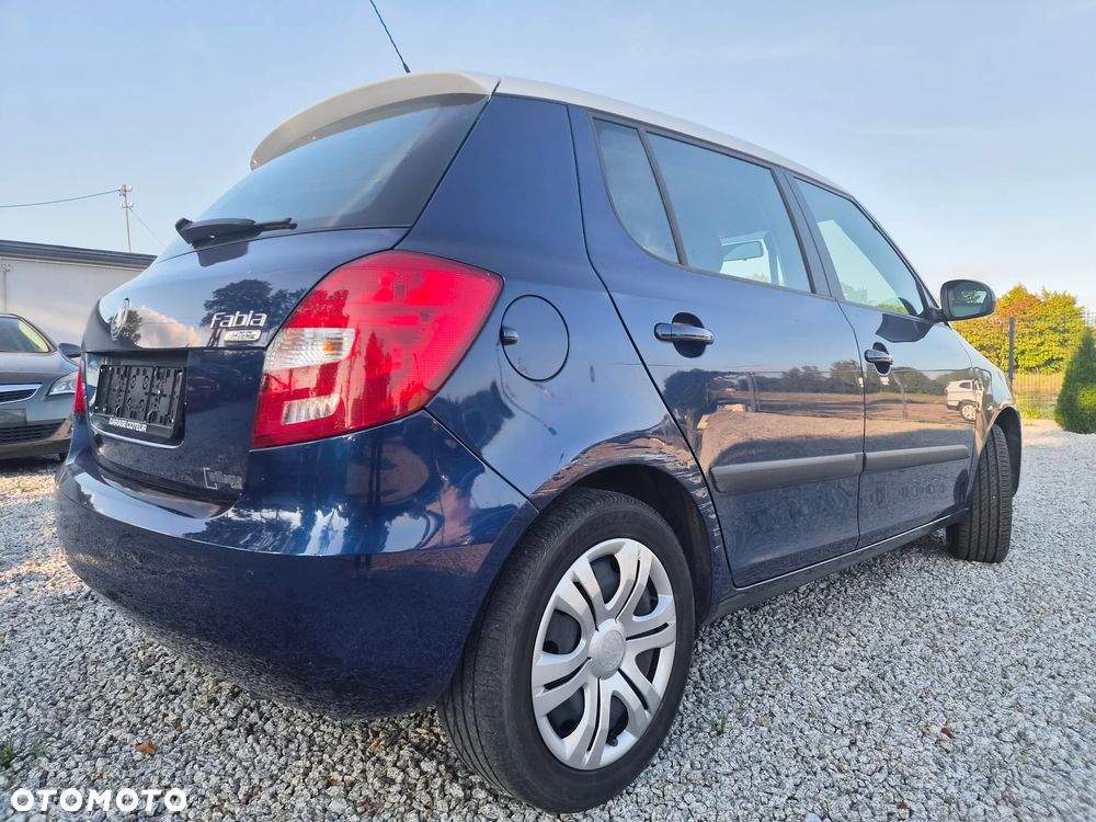 Skoda Fabia - 4