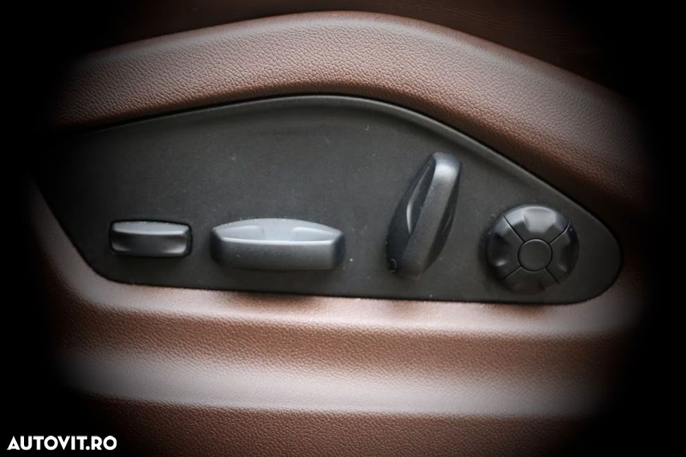 Porsche Cayenne Coupe - 12