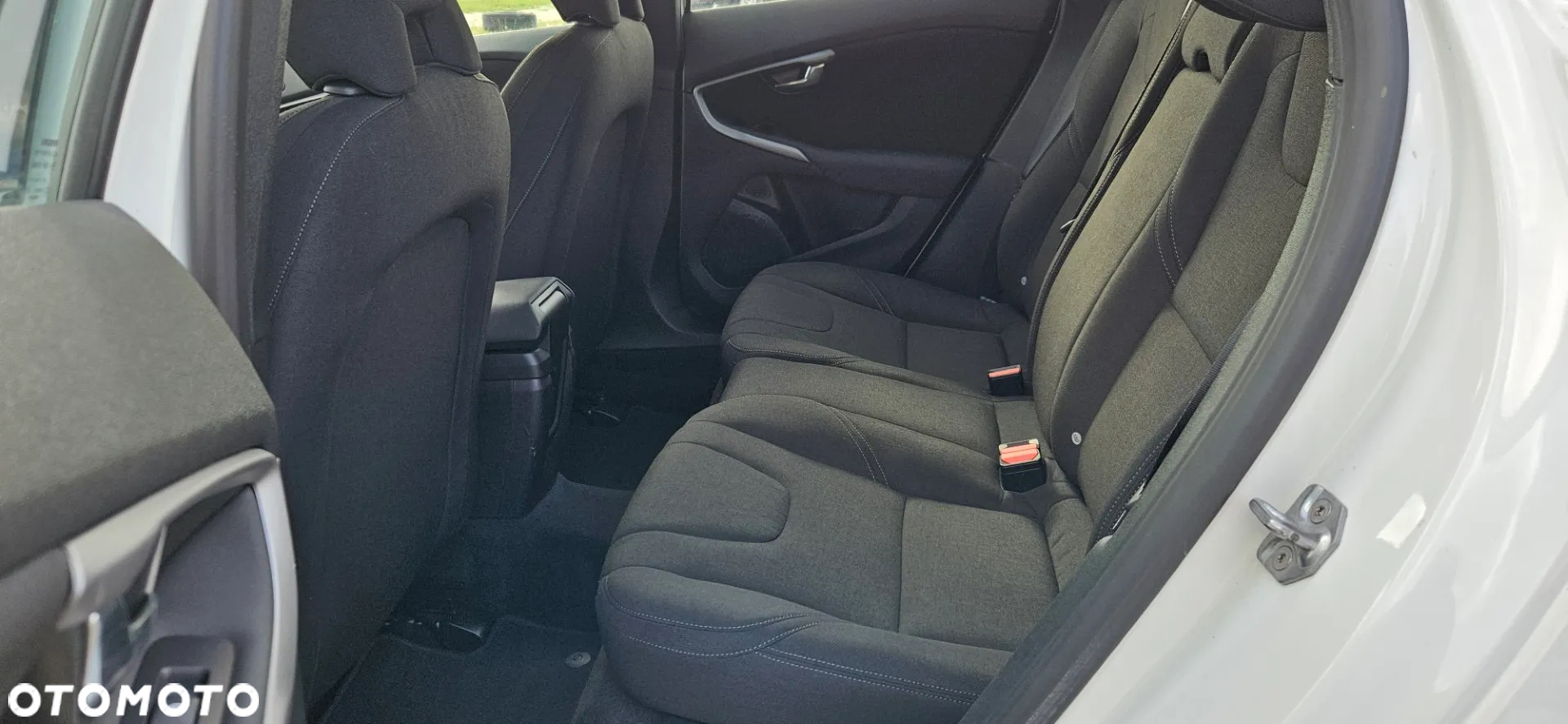Volvo V40 D2 - 20