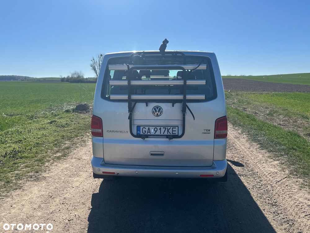 Volkswagen Caravelle - 7