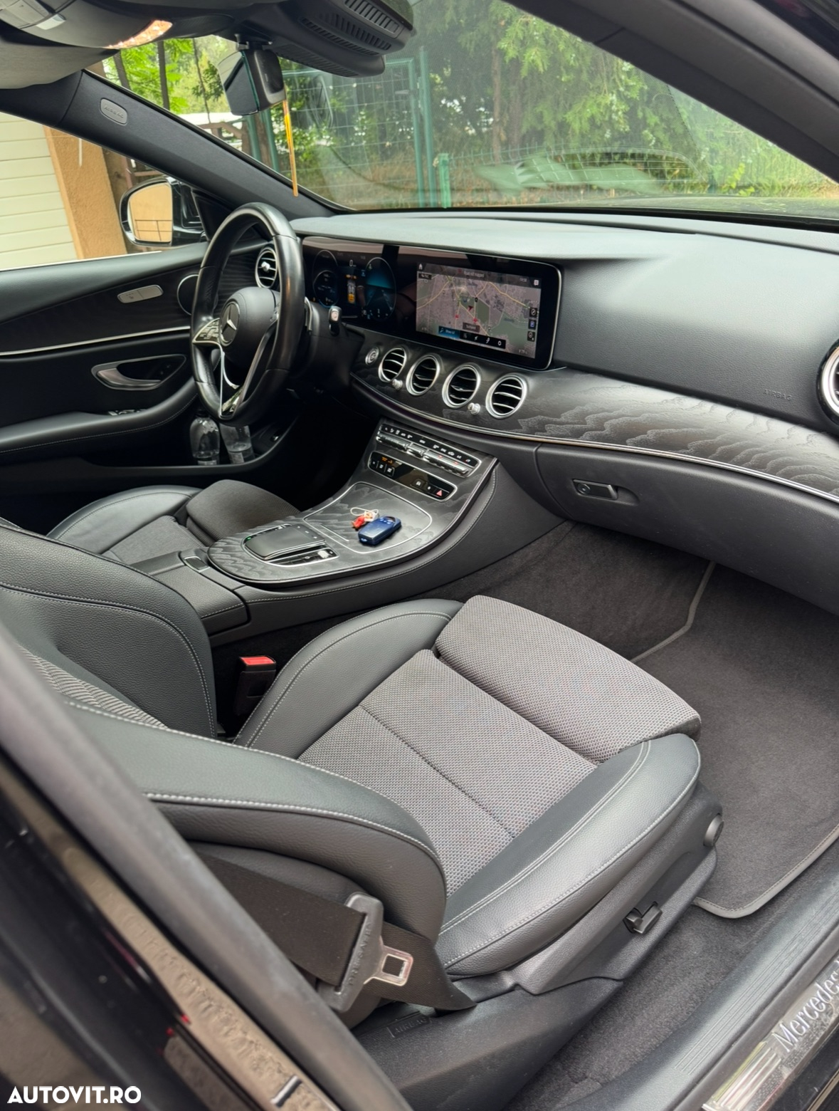 Mercedes-Benz E 220 d 4MATIC Aut. - 9