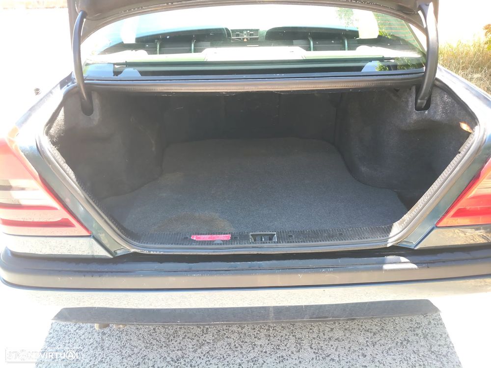Mercedes-Benz C 250 - 9
