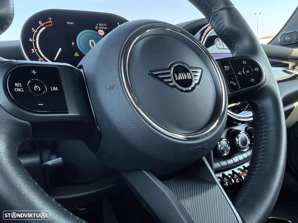 MINI 5 Portas Cooper Premium Plus JCW Auto - 37