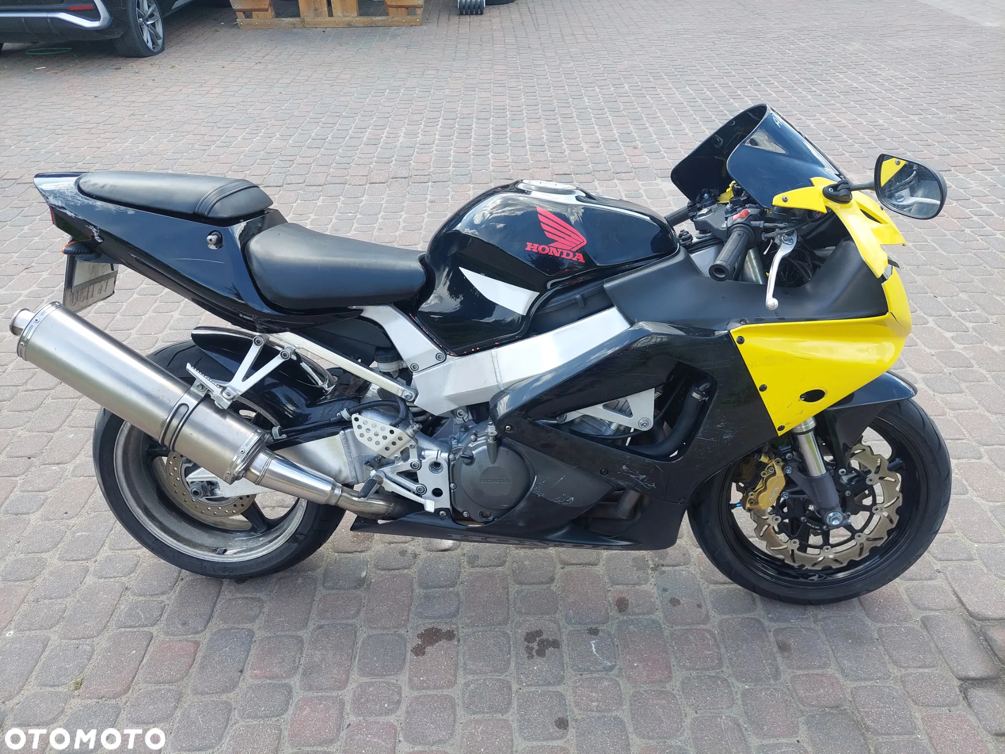 Honda CBR - 6