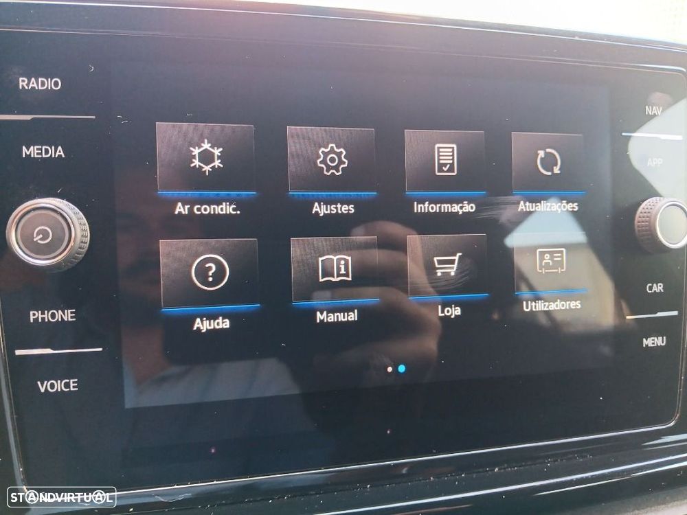 VW T-Roc 2.0 TDI R-Line DSG - 24
