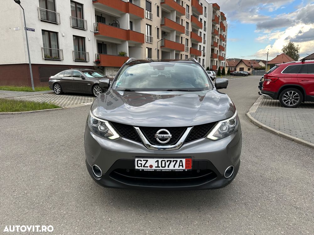 Nissan Qashqai 1.6L dCi Start/Stop 4X4-i Tekna - 9