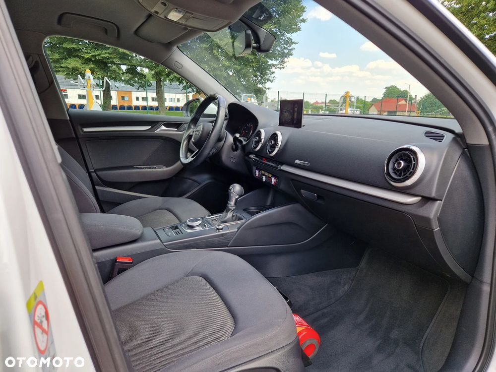 Audi A3 Sportback - 26