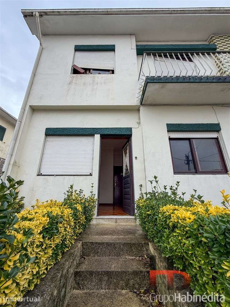Moradia Geminada T4 Venda em Oliveira do Douro,Vila Nova de Gaia - Grande imagem: 3/48